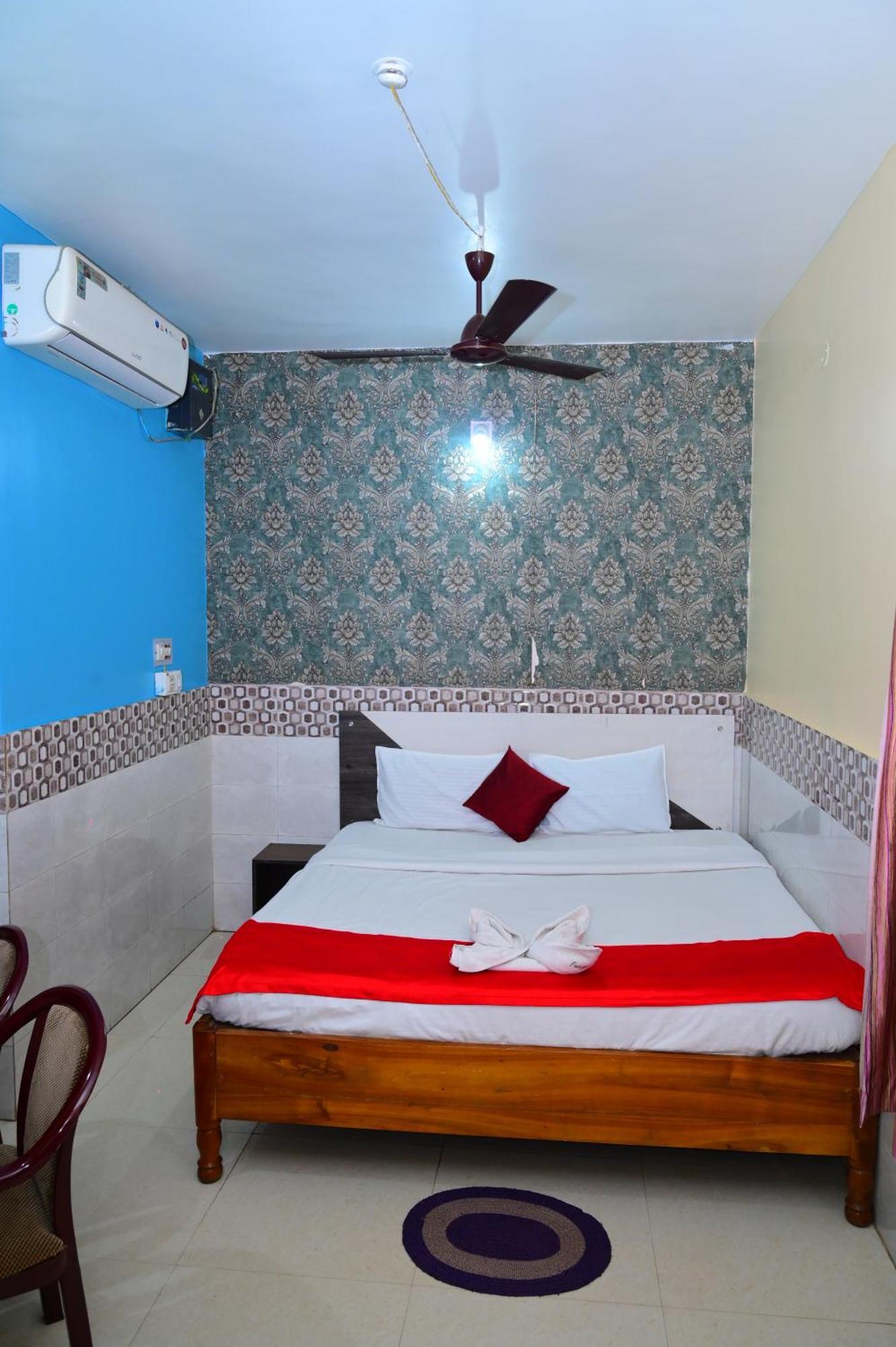 Mor Hotel Beach Heaven-স্বর্গদ্বার গোল্ডেন বিচ এবং মন্দিরের কাছে হোটেল বিচ হেভেন- Near Golden Beach & Temple Best Selling & Best Choice Of Travellers Пури Экстерьер фото